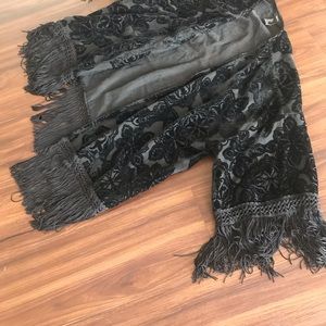 Black fringe kimono